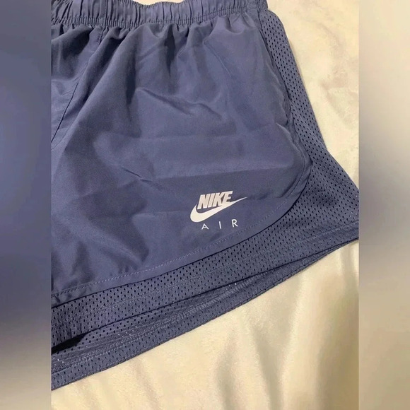 Women’s Nike Air Temo Dri-Fit Running Shorts Lined With Pockets Blue, Large, EUC - Picture 4 of 10